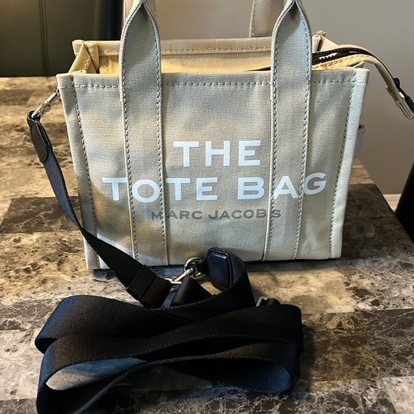 Sm Authentic Marc Jacobs Bundle ❤️ - Picture 2 of 7